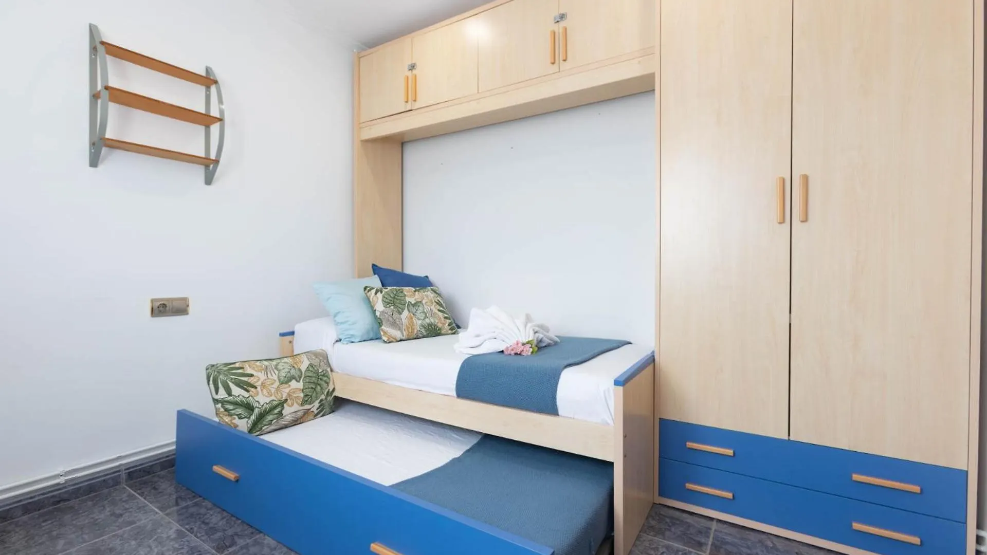 Rnet - Collsacabra Villa Con Piscina Privada Росас