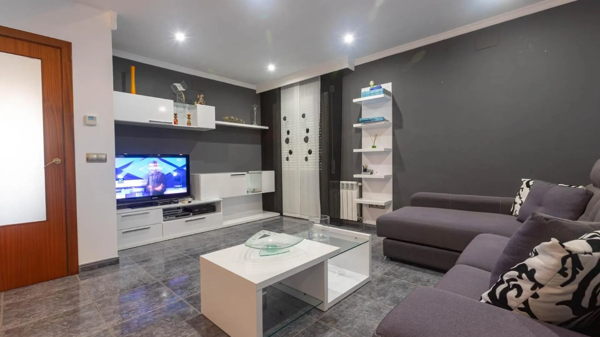 Rnet - Collsacabra Villa Con Piscina Privada Росас